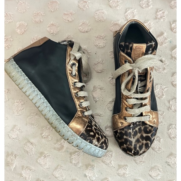 Andia Fora Italy Leopard Print Metallic High Top Sneakers...